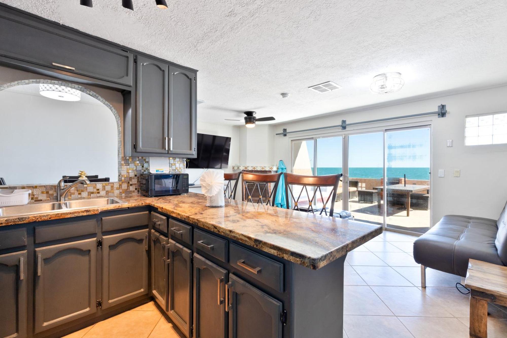 Las Brisas #8 Beachfront - On The Sand And Steps From Mannys For Tacos & Tequila Puerto Peñasco Exteriör bild
